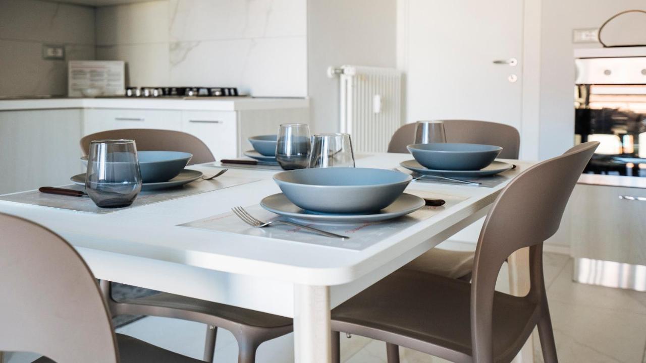 Maison Olga - Incantevole Nuovo Trilocale Vista Mare Con Parcheggio 博尔盖托桑托斯皮里托 外观 照片